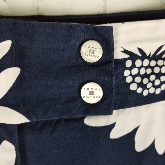 TOMMY HILFIGER | floral stretch capris pants - Picture 4 of 7